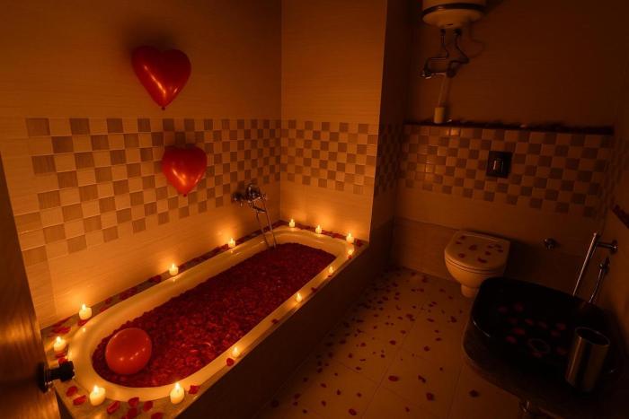 Hotel Golden Aura,,3 star