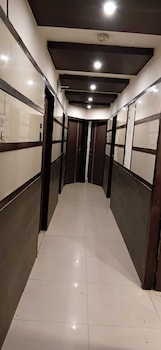 Hotel Royal Castle Lucknow,,2 star