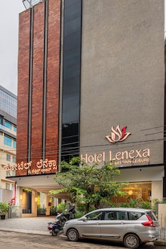 hotel lenexa by bestinn leisure