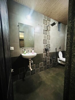 Morjim Pride,,2 star