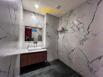 Hotel Sunparkinn Barnala Punjab,,2 star