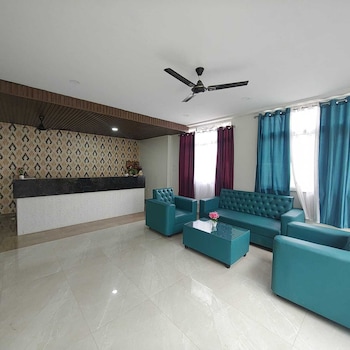 Vedha Sri Guest Inn,,3 star