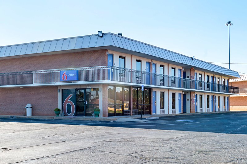 Motel 6 Perry, Ga,Near Perry Area Historical Museum,2 star