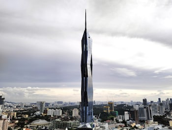 Klcc Citytowerviewsty5pax Ceylonzsuite,,3 star