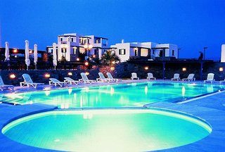 Poseidon Of Paros,Golden Beach>>Chrissi Akti,5 star