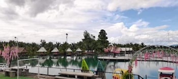 coconut garden garden cafe