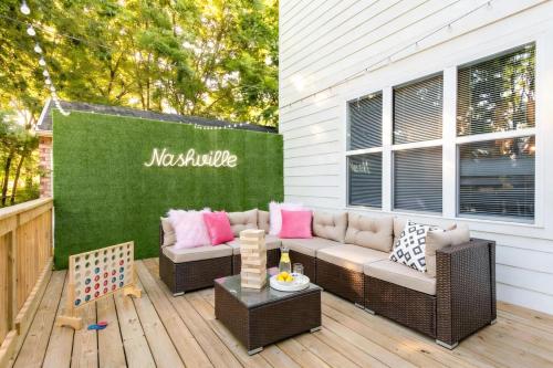booking fast 12 beds large yard