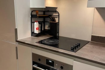 stylish retreat sleeps 6 terrace 2bedroom petsok