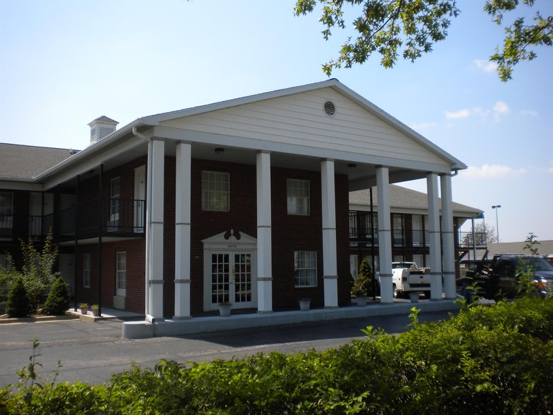 First Heritage Inn Rantoul,Champaign County>>Champaign,2 star