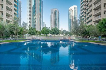 bellavista dazzling 2br burj and fountain