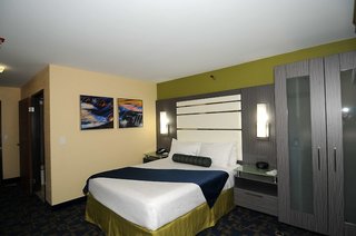 Best Western Antelope Inn & Suites