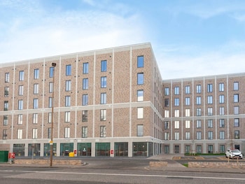 straits meadow in edinburgh city centre for students only