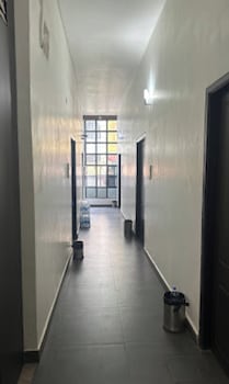 hotel the white house varanasi