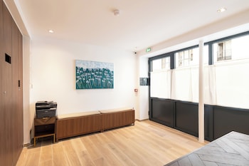 les suites tour eiffel