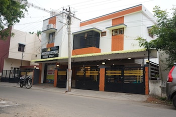 Aishwaryam Home Stay,,3 star