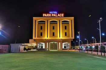 hotel p palace ujjain
