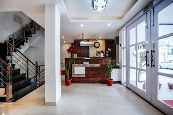 Hotel Almond,,3 star