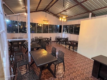 Vihan Resort And Restaurant,,2 star