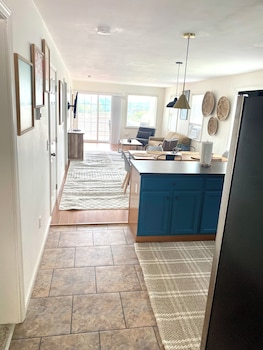 central lake placid hideaway