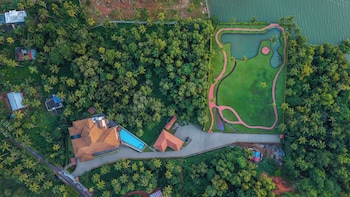 Alaya Stays Still Waters Varkala,,3 star