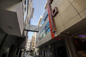 hotel marina near delhi airport