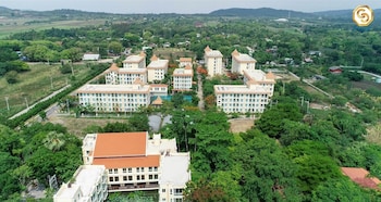 parvati chiva khaoyai