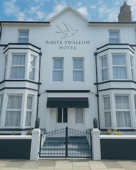the white swallow hotel