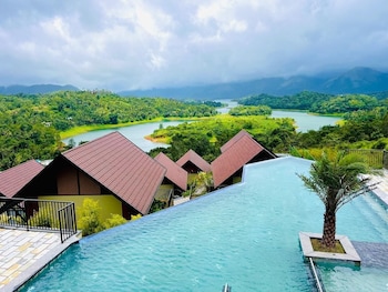 Manjoora Saddles Resorts & Spa,,3 star