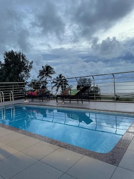 The Sea By Club Travalet,,3 star