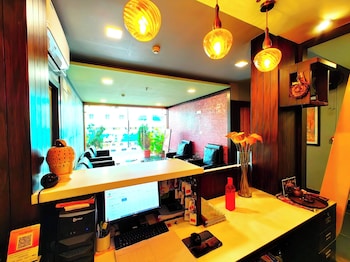 hotel royal crown puri