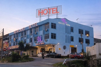 newland hotel by ardens taman pelangi