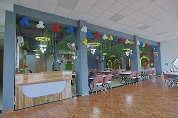 Hotel Om Vilas,,3 star