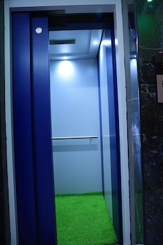 Rr Residency Ranipet,,3 star