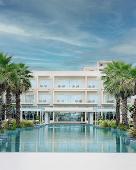 Golden Sands - By The Bay Resorts,,3 star