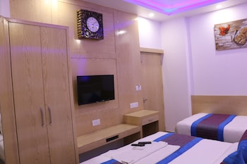 Hotel Prince Palace Deluxe,,3 star