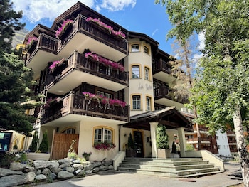 Apartments La Perle,,3 star