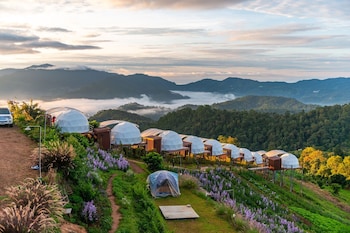 the view homestay monjam