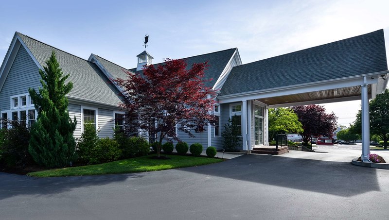 Best Western Plus Cold Spring