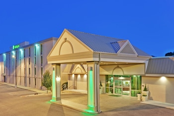 holiday inn bloomington university area by ihg