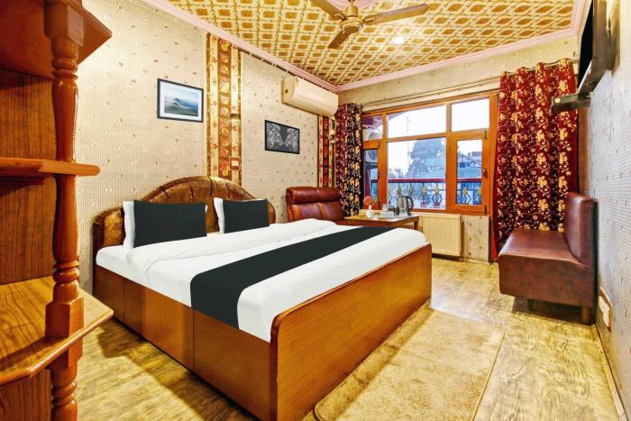 collection o residency road srinagar