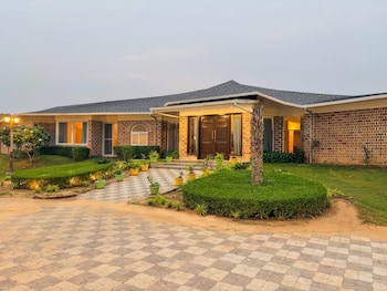 Spree Farmstay, Faridabad,,3 star