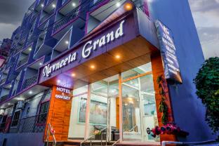 Hotel Navneeta Grand Varanasi,,2 star
