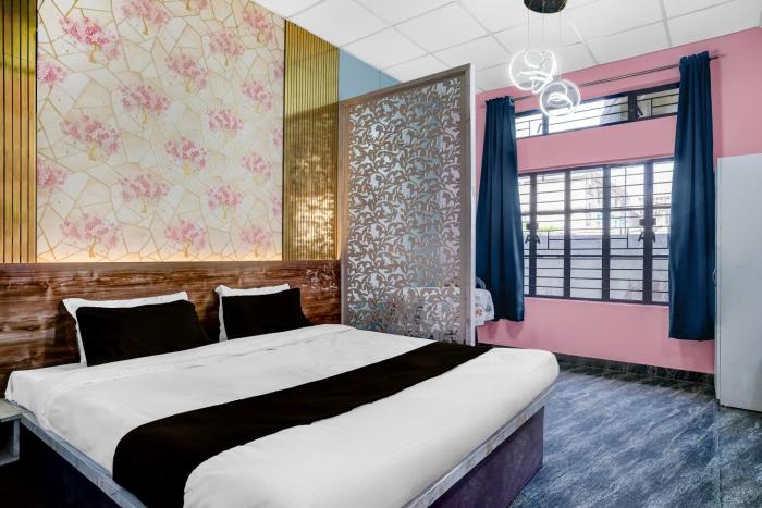 Super Collection O Jalukbari Bus Stand Formerly Velvet Stay,,3 star