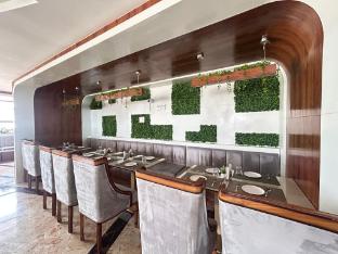 Grand Marina By Westbay,,3 star