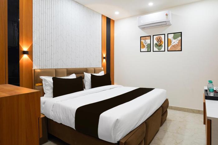 Super Townhouse Preet Vihar Delhi,,3 star
