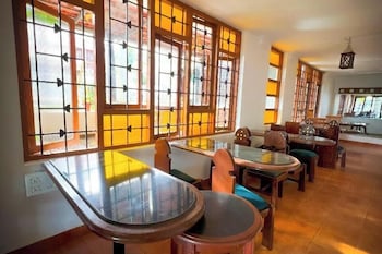 Queen's Heritage Yercaud,,3 star