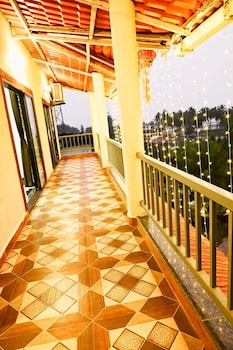 Sohen Beach Resort,,2 star