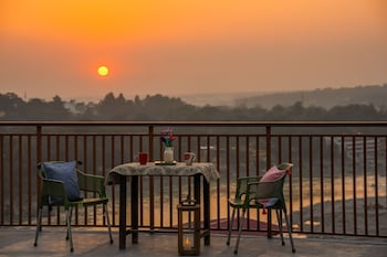 liveaway rishikesh laxman jhula by pack