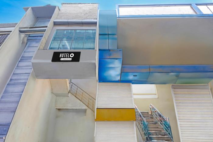 Hotel O Sector 110 Noida Formerly Luv Kush Tower Bhangel,,4 star