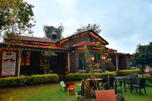 woodlands resorts